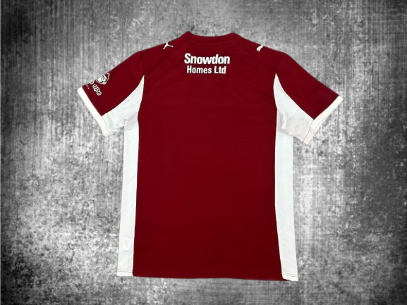 Northampton Town. Camiseta local 2025-2026