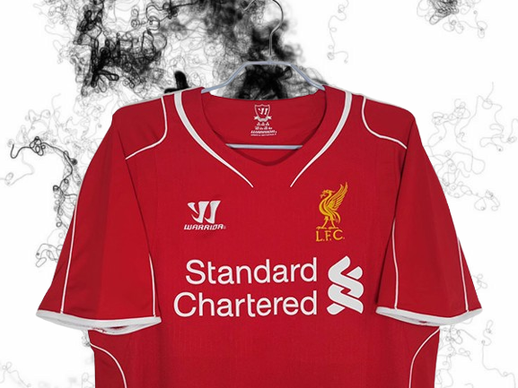 Liverpool. Camiseta local 2014-2015