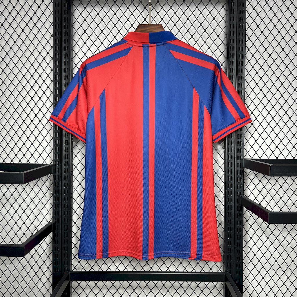FC Barcelona. Camiseta local UCL 1997-1998