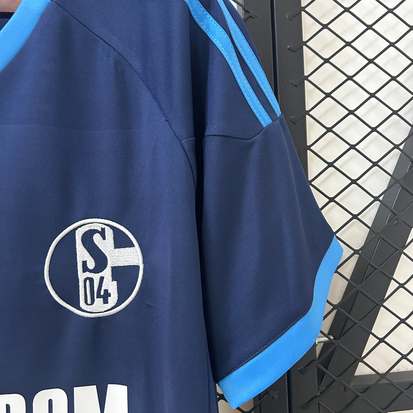 Schalke 04. Camiseta visitante 2010-2011