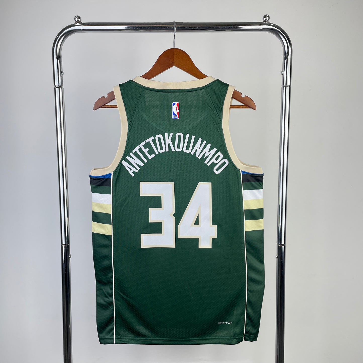 Milwaukee Bucks. Icon Edition