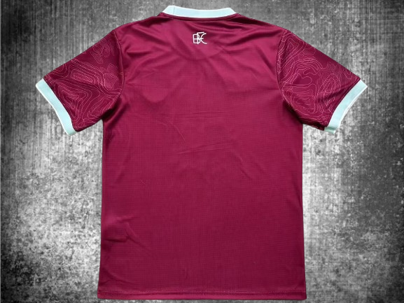 Burnley. Camiseta local 2025-2026