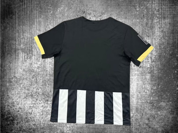 Angers. Camiseta local 2025-2026