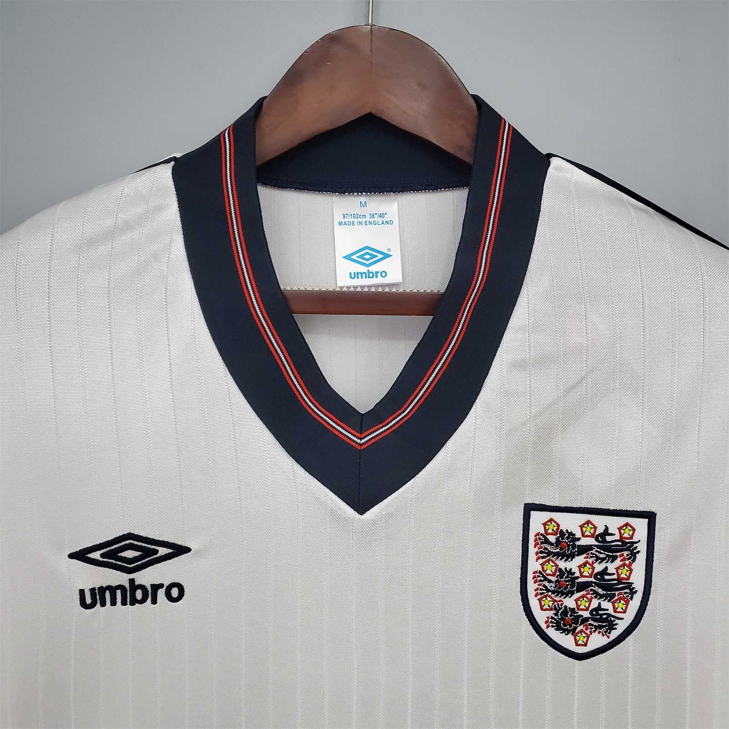 Selección de Inglaterra. Camiseta local 1994-1997