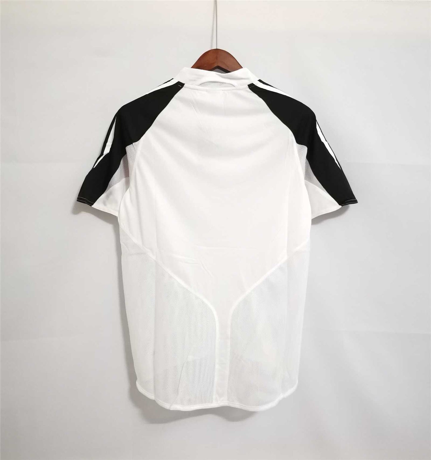 Selección de Alemania. Camiseta local 2004