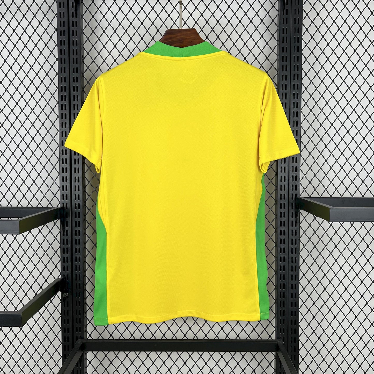 Selección de Brasil. Camiseta local 2025