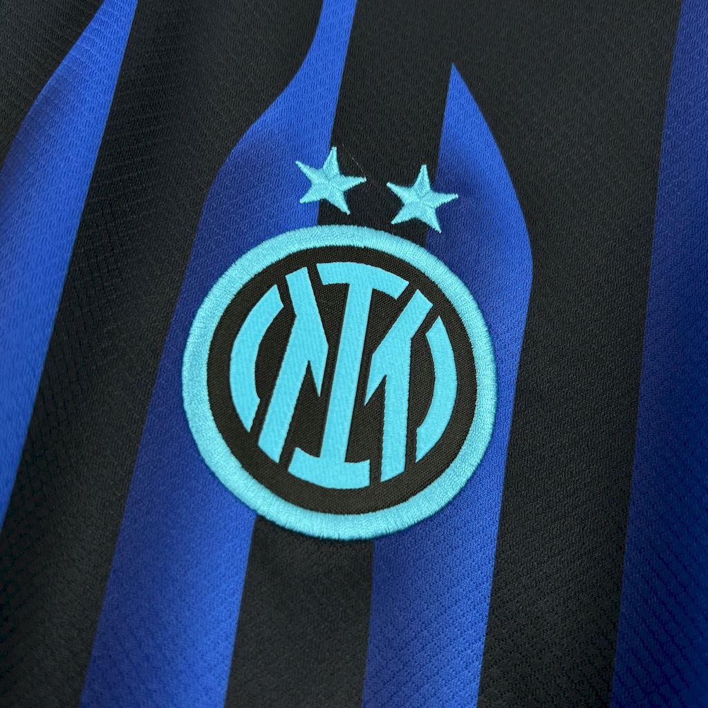 Inter de Milán. Camiseta local 2025-2026