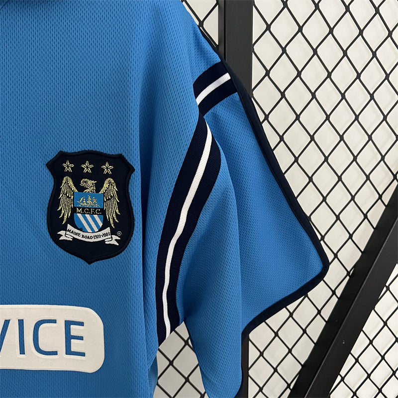 Manchester City. Camiseta local 2002-2003