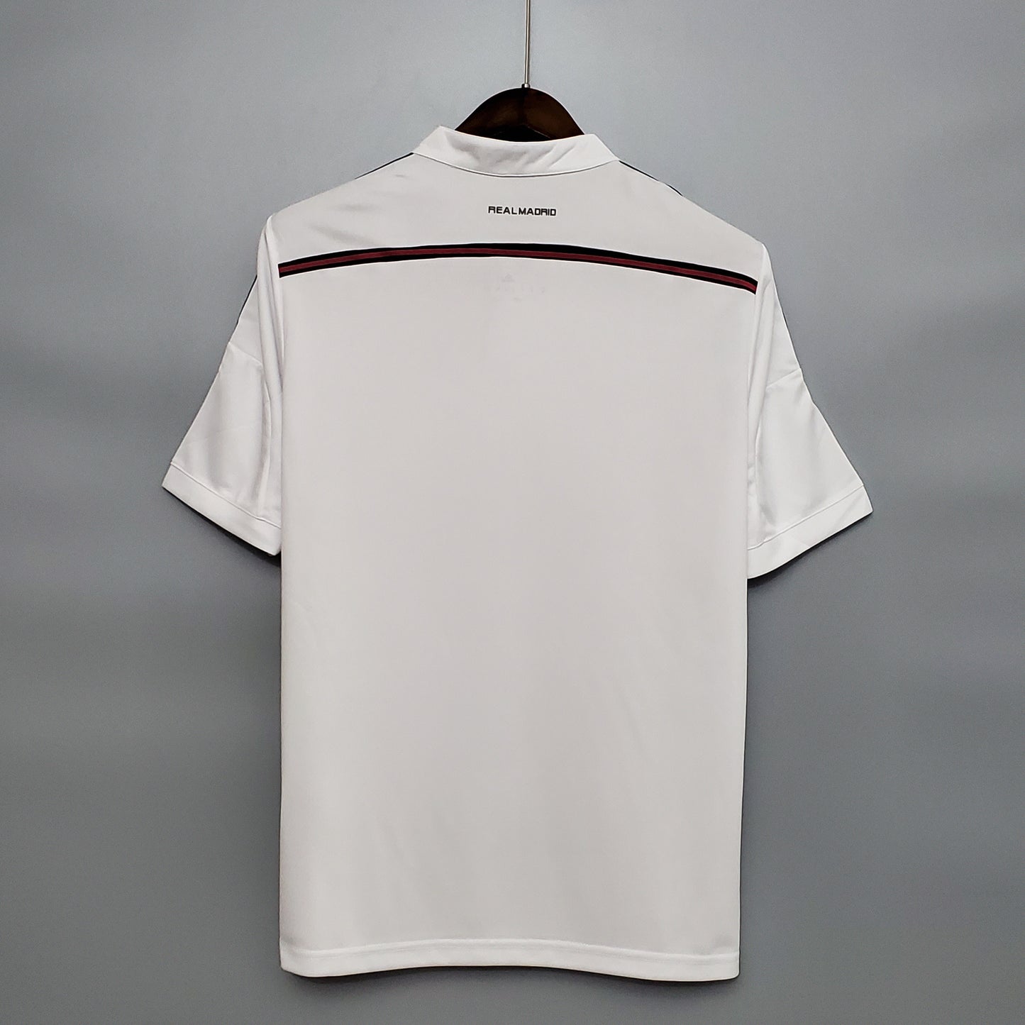 Real Madrid. Camiseta local 2014-2015