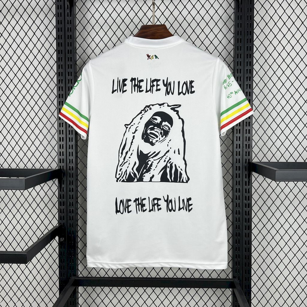 Ajax. Camiseta Edición Especial Bob Marley 2025