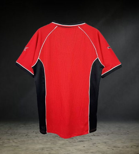Frankfurt. Camiseta local 1998-2000