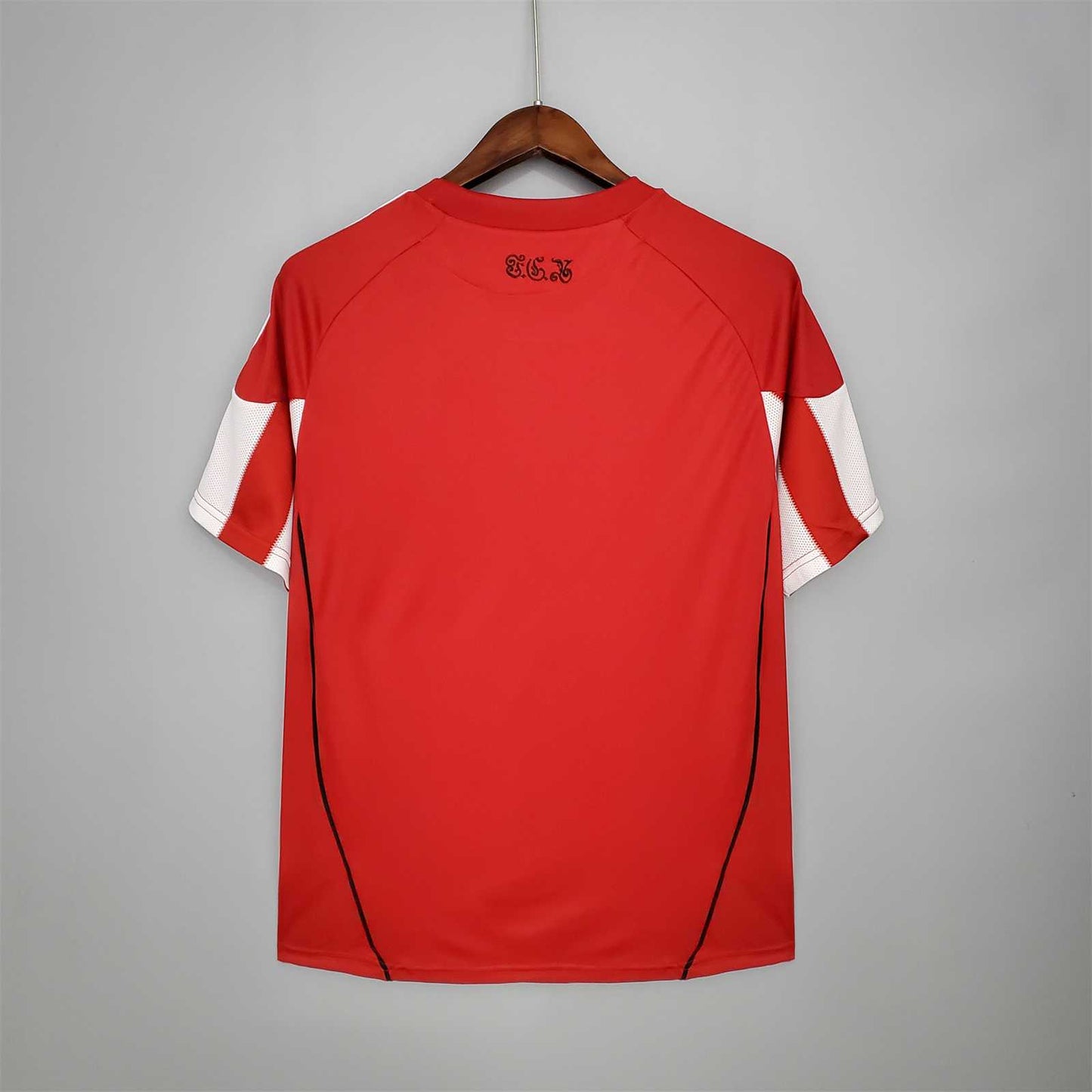 Bayern Munich. Camiseta local 2010-2011