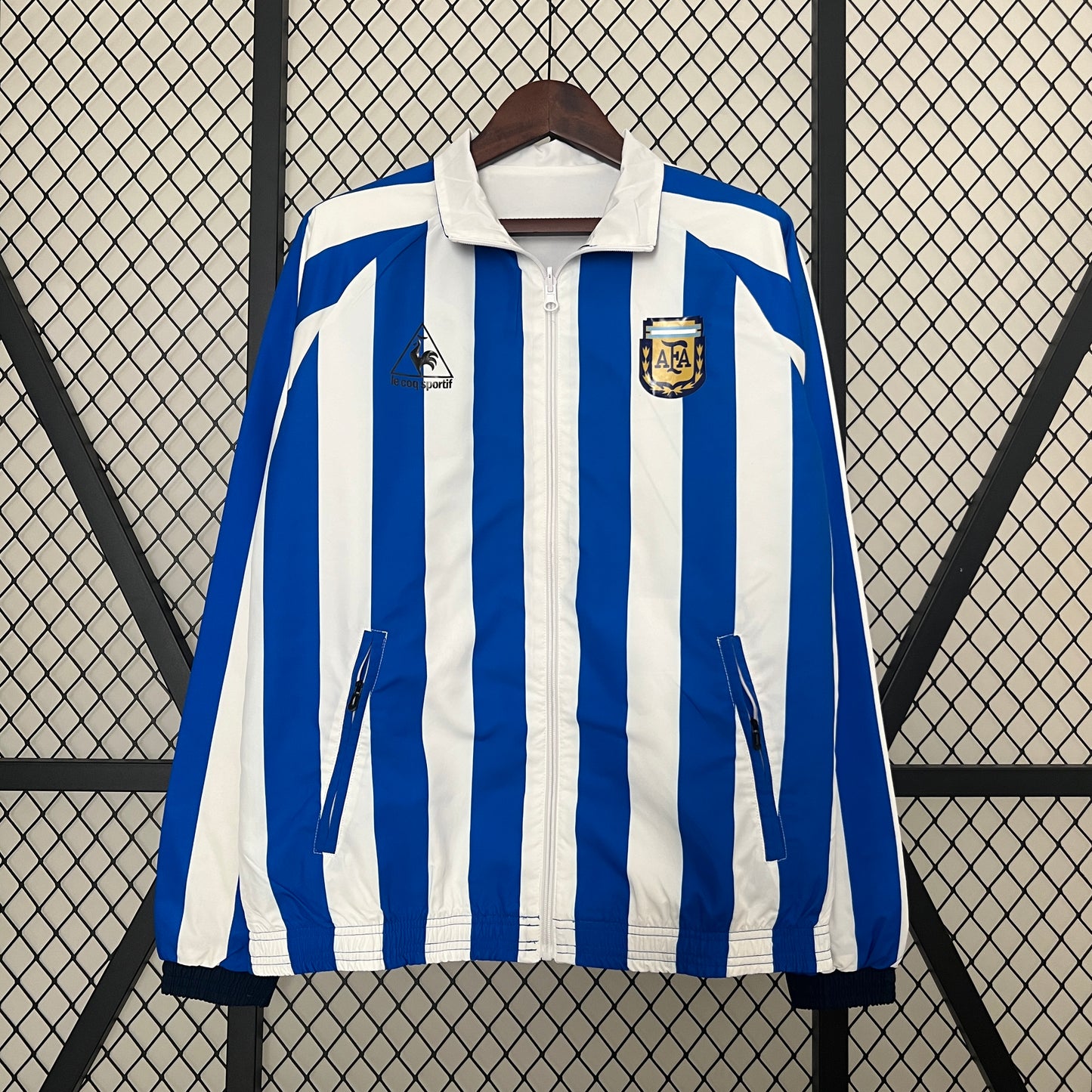 Selección de Argentina. Cortaviento Reversible Blue&White