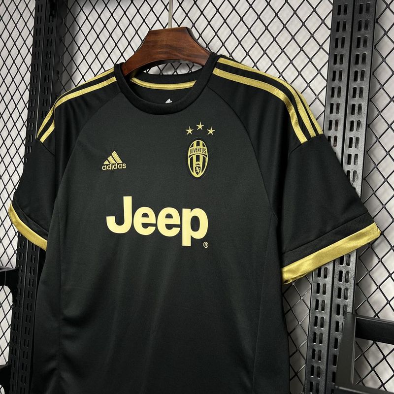 Juventus. Tercera camiseta 2015-2016