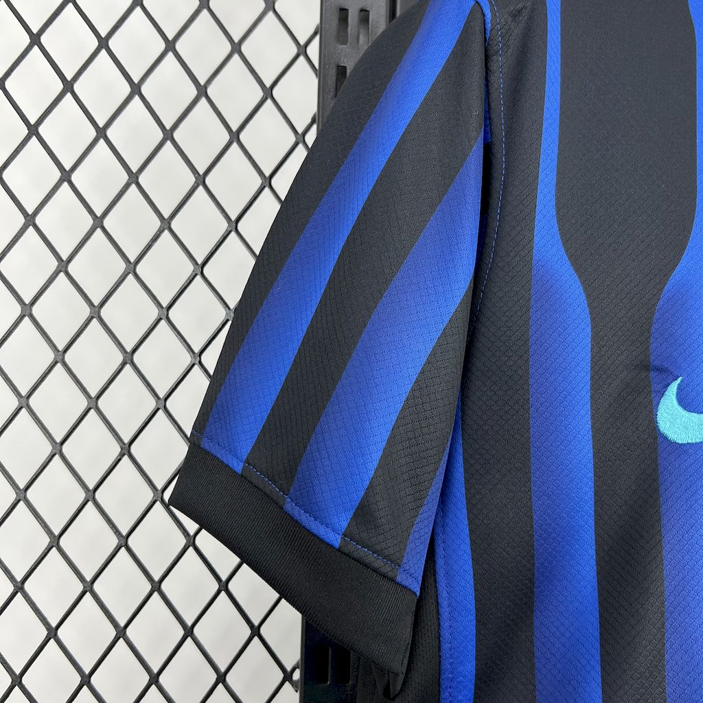 Inter de Milán. Camiseta local 2025-2026