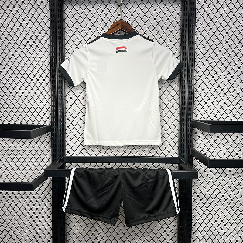 Manchester United. Kit Niño visitante 2024-2025