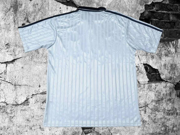 OASIS Tour. Light Blue Special Edition