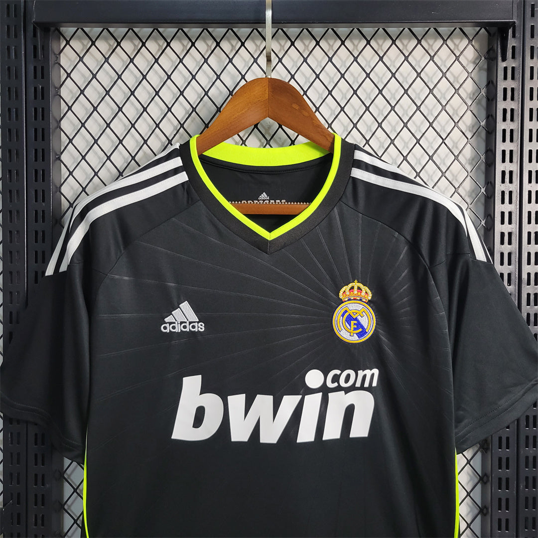 Real Madrid. Camiseta visitante 2010-2011