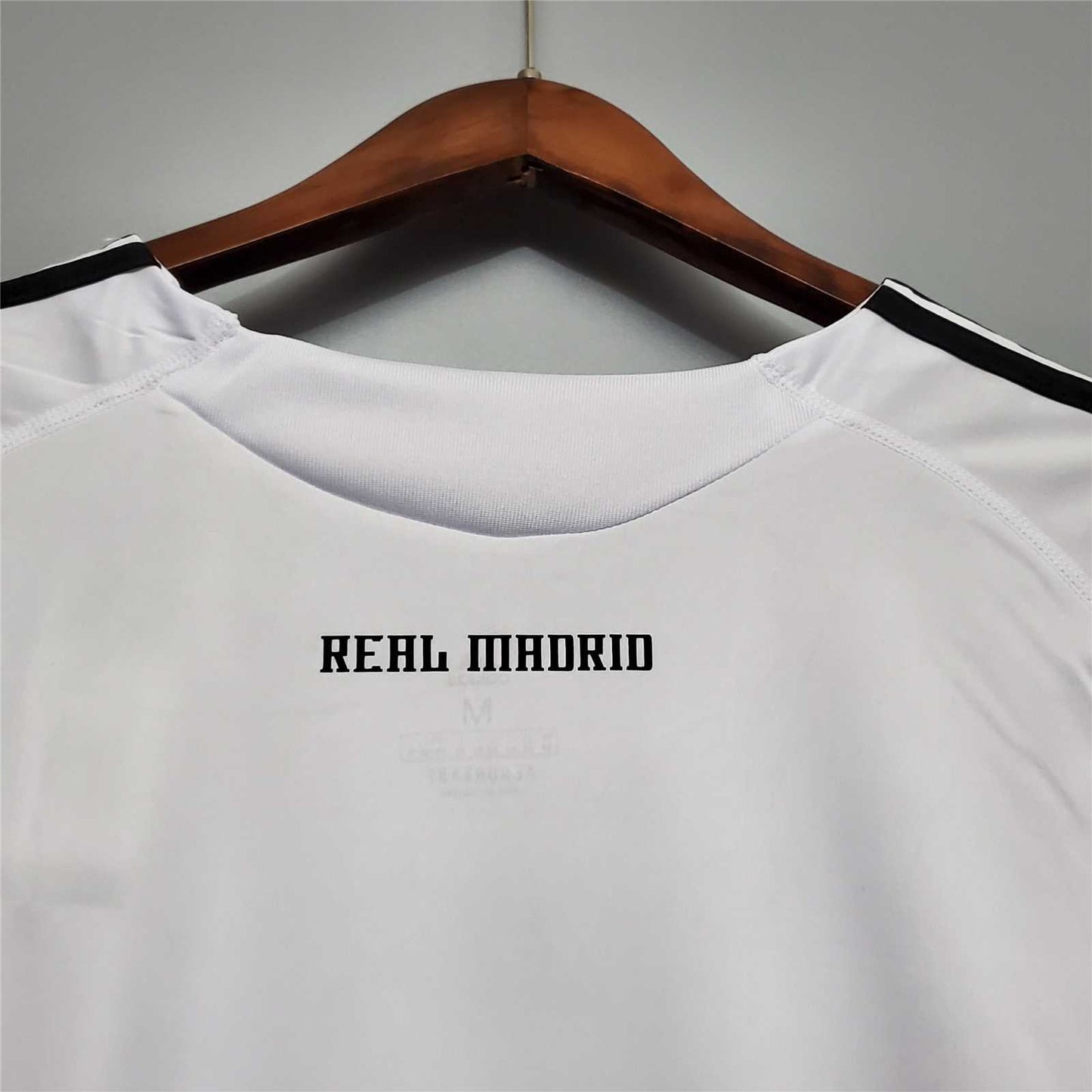 Real Madrid. Camiseta local 2009-2010