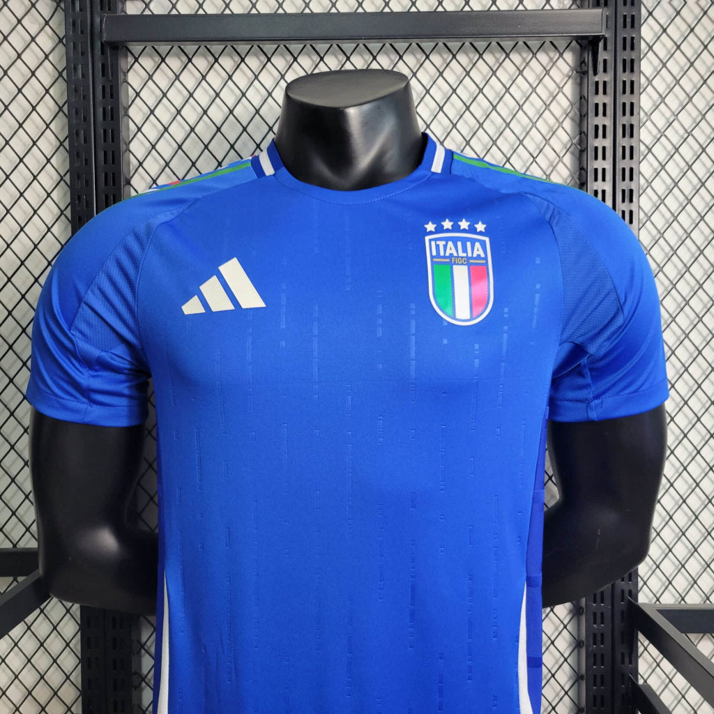 Selección de Italia. Camiseta local versión jugador 2024