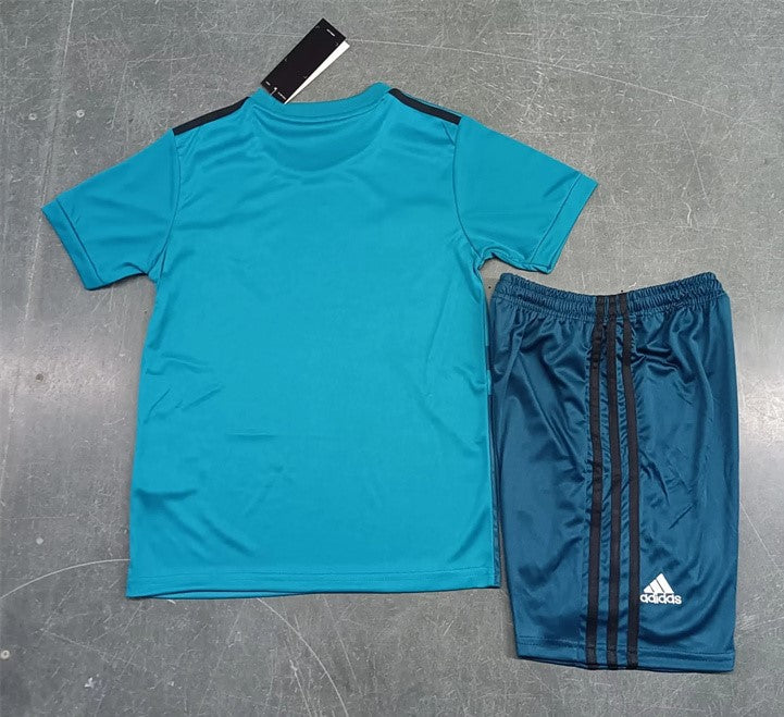 Real Madrid. Kit Niño visitante 2017-2018