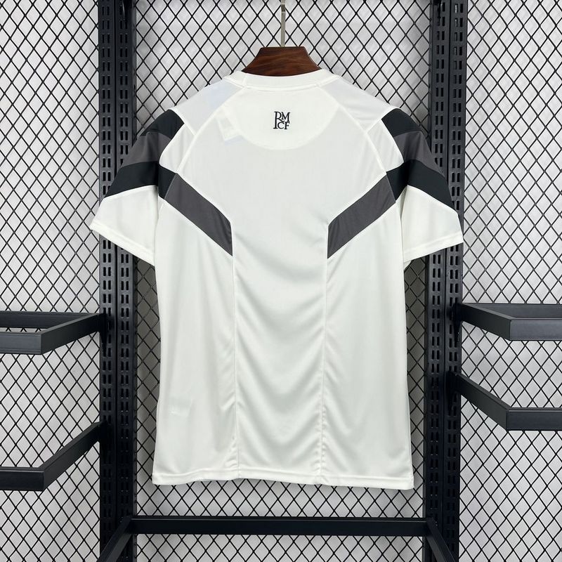Real Madrid. Camiseta Special Edition White