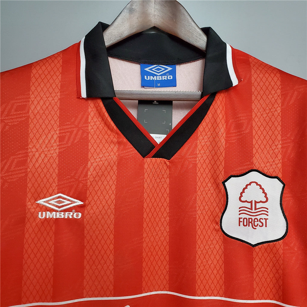 Nottingham Forest. Camiseta local 1994-1995