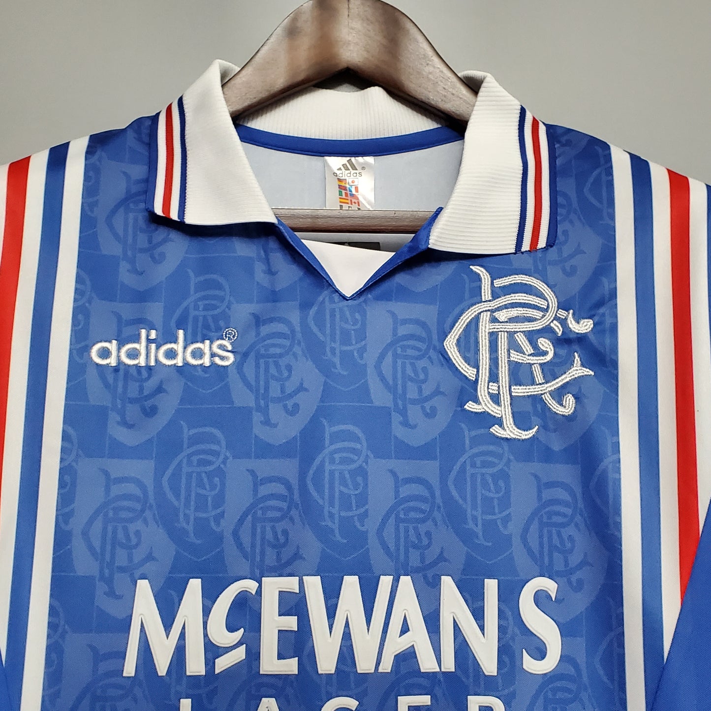 Glasgow Rangers. Camiseta local 1996-1997