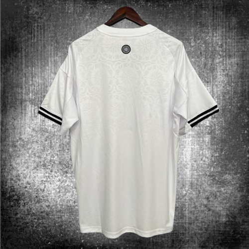 Fulham. Camiseta local 2025-2026
