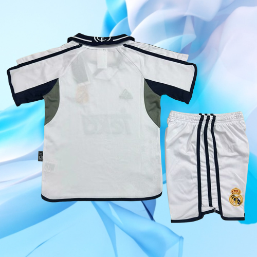 Real Madrid. Kit local 2000-2001