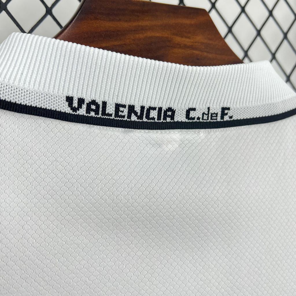 Valencia. Camiseta local 1996-1997