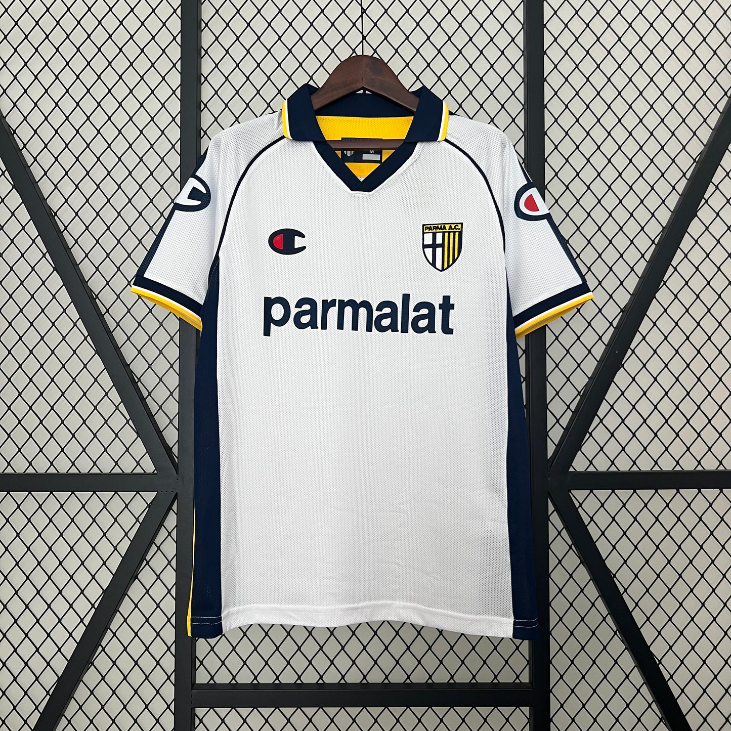 Parma. Camiseta visitante 2003-2004
