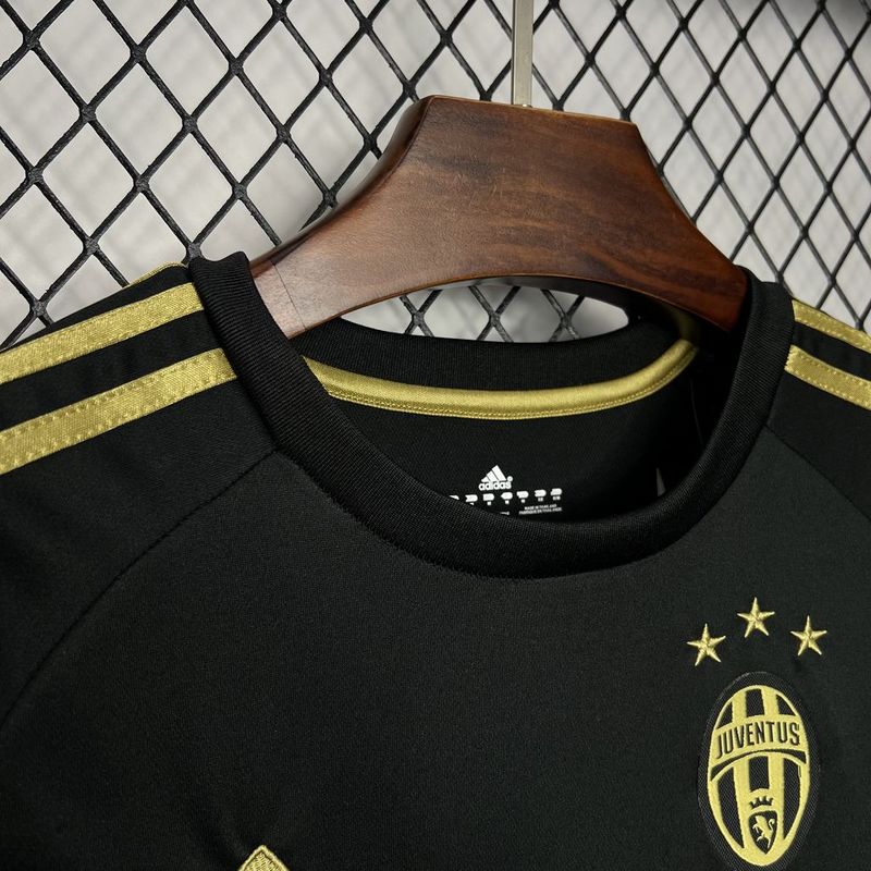Juventus. Tercera camiseta 2015-2016