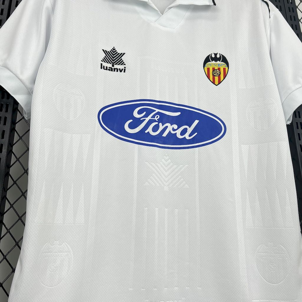 Valencia. Camiseta local 1996-1997