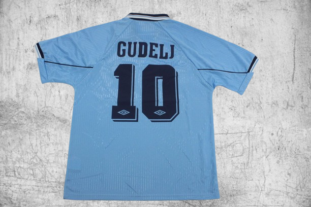 Celta de Vigo. Camiseta local 1997-1999