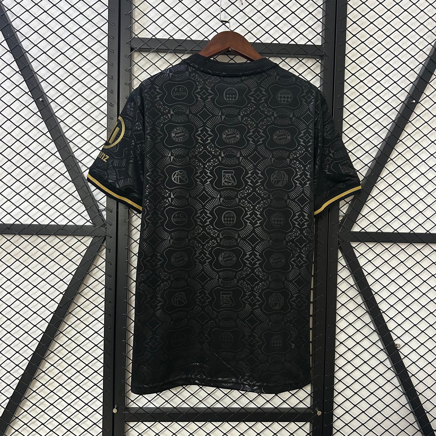 Bayern Munich . Camiseta 125 Aniversario Black