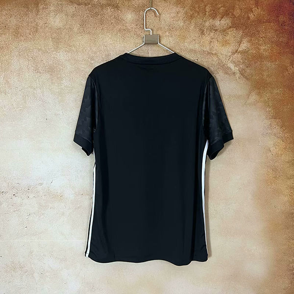 Manchester United. Camiseta visitante 2017-2018