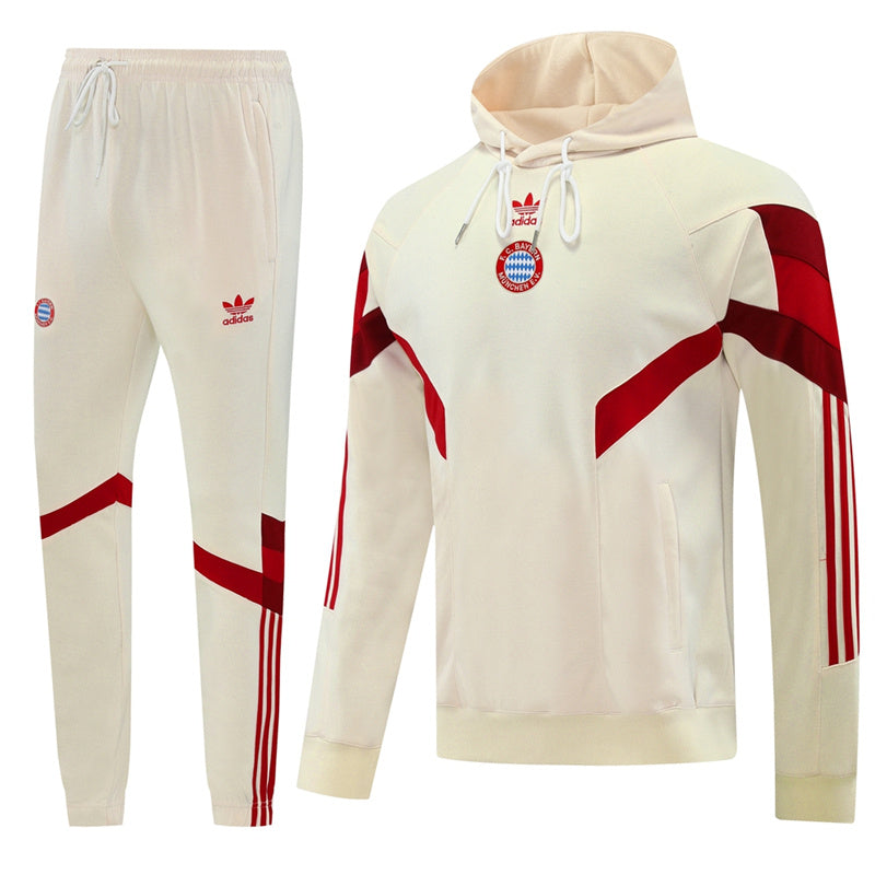 Bayern Munich. Conjunto 2025 (Poleron c/gorro)