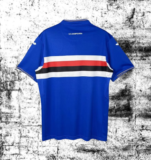 Sampdoria. Camiseta local 2015-2016
