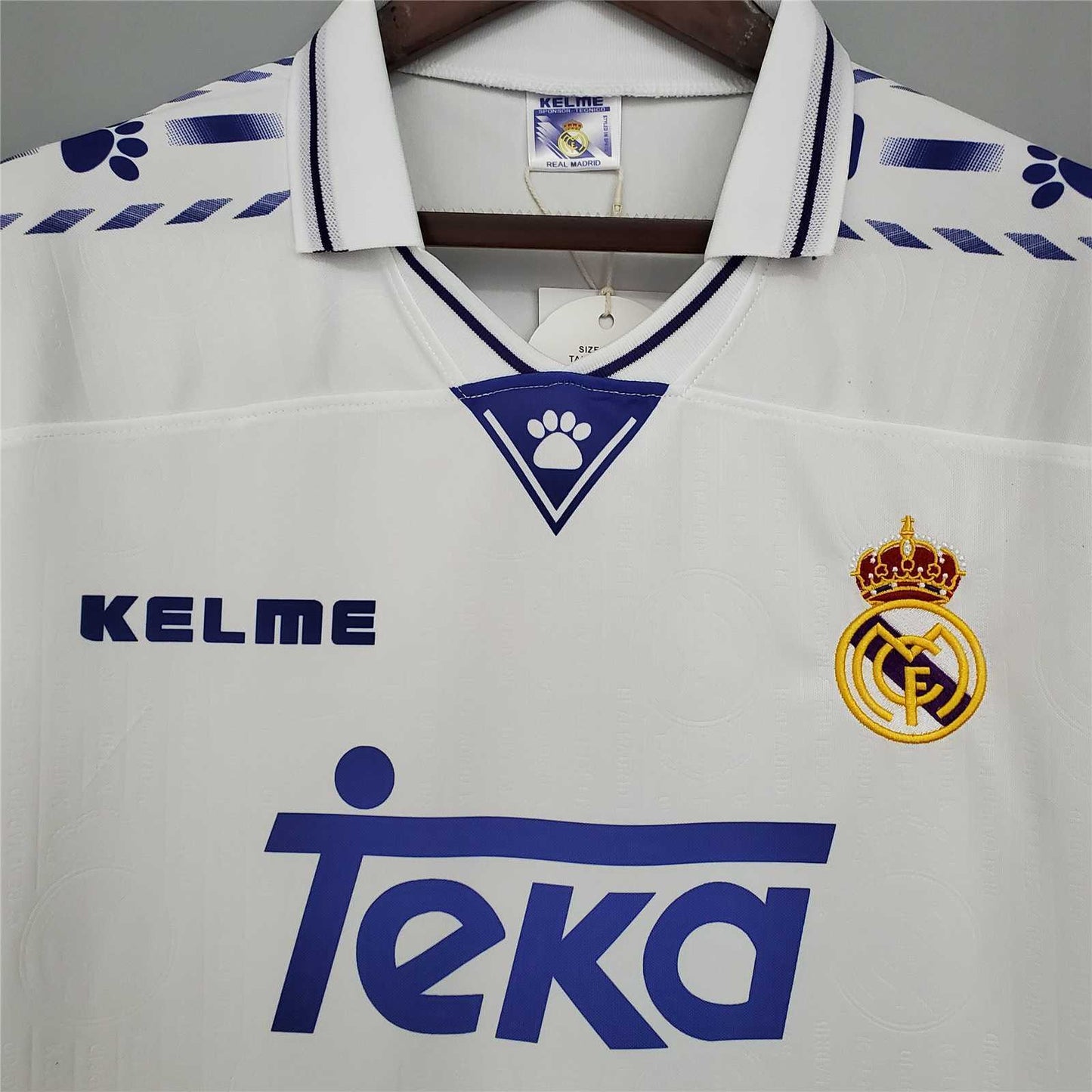 Real Madrid. Camiseta local 1996-1997