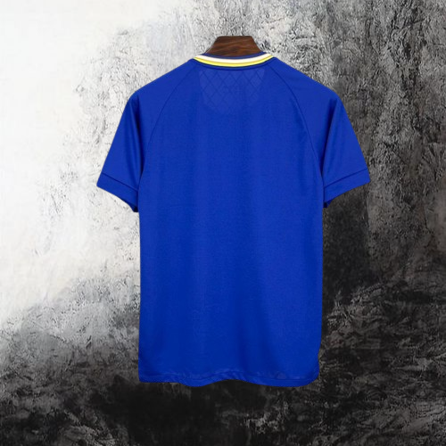 Selección de Uzbekistan. Camiseta local 2025