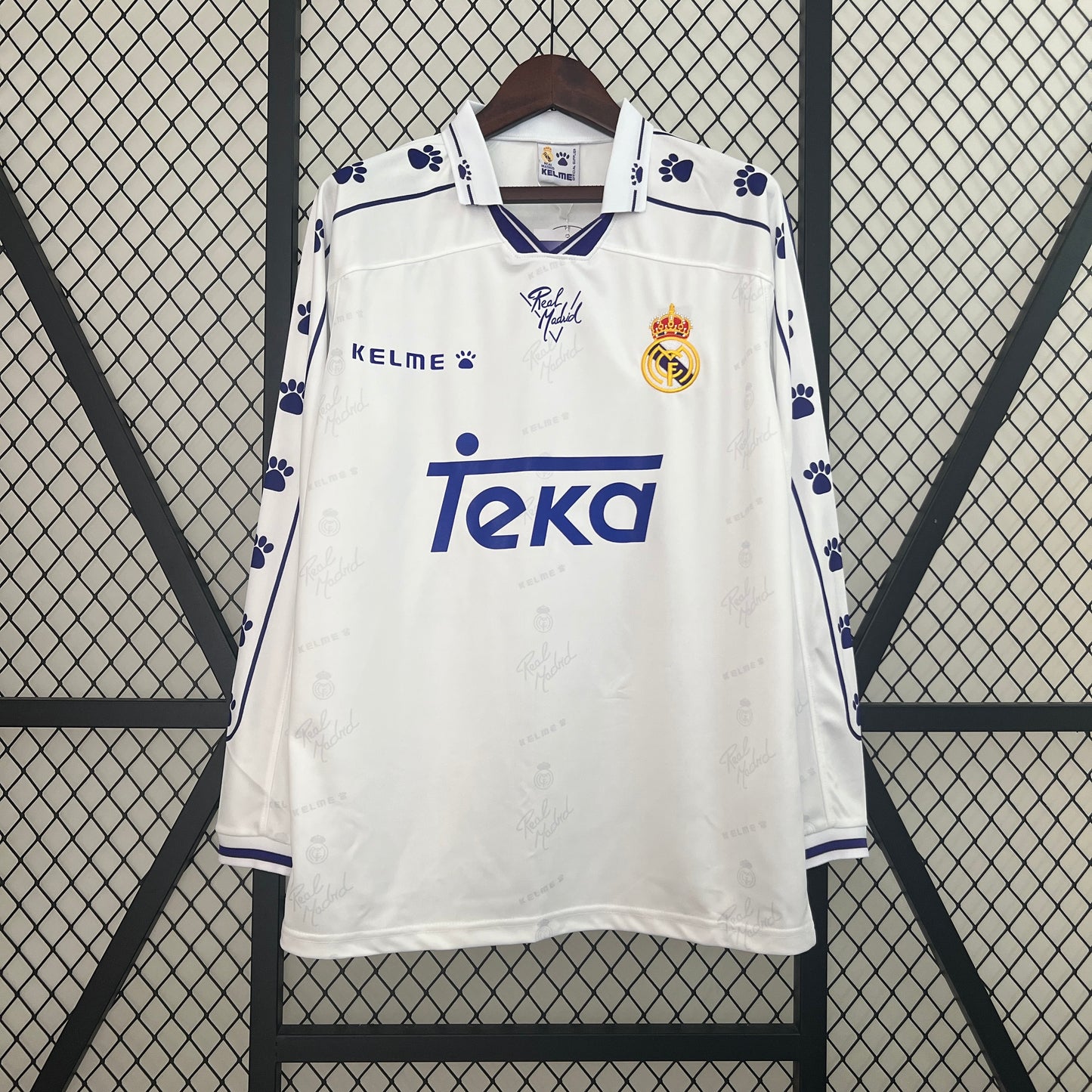 Real Madrid. Camiseta local 1994-1996