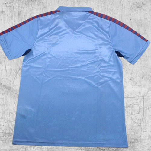 FC Barcelona. Camiseta visitante 1985-1991