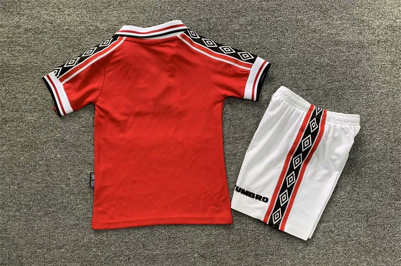 Manchester United. Kit Niño local 1998-1999