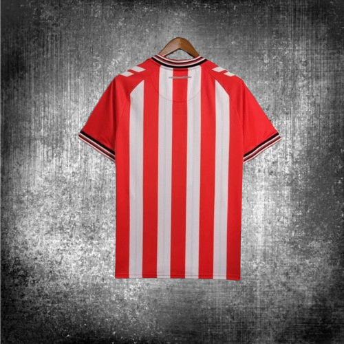 Sunderland. Camiseta local 2025-2026