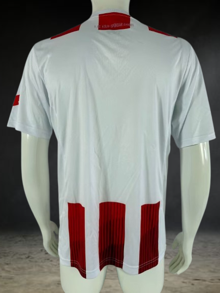FC Köln. Camiseta local 2017-2018