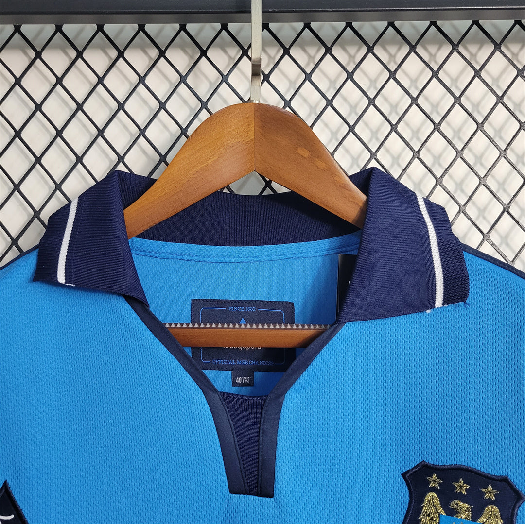 Manchester City. Camiseta local 2001-2002