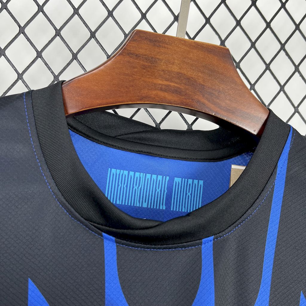 Inter de Milán. Camiseta local 2025-2026