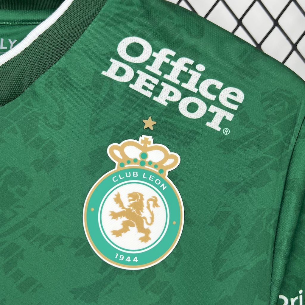 Club León. Camiseta local 2025
