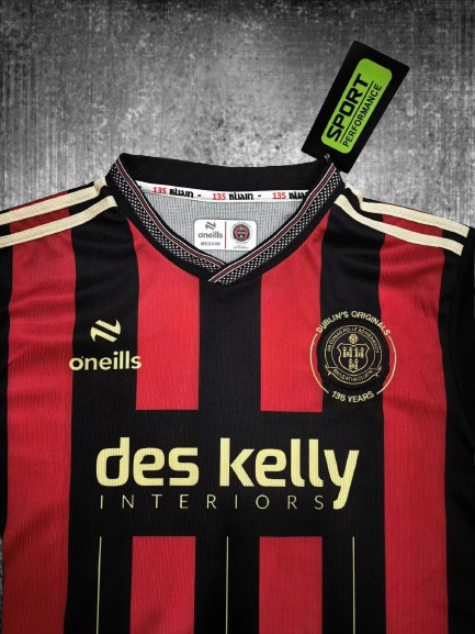 Bohemian FC. Camiseta local 2025-2026